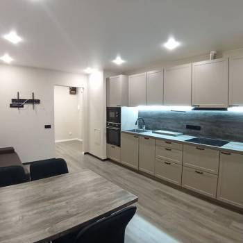 Продается 2-х комнатная квартира, 67 м²