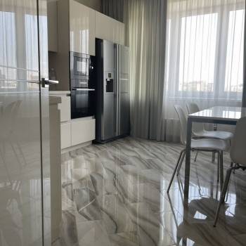Сдается 2-х комнатная квартира, 83,3 м²