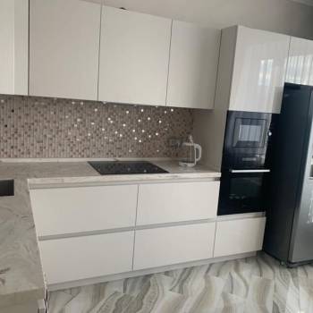 Сдается 2-х комнатная квартира, 83,3 м²