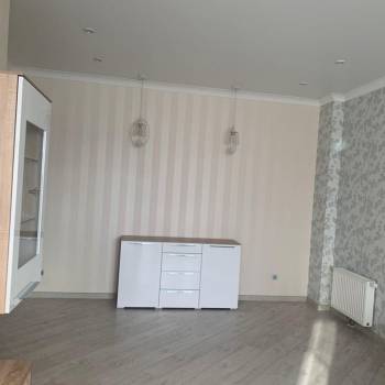 Сдается 2-х комнатная квартира, 83,3 м²