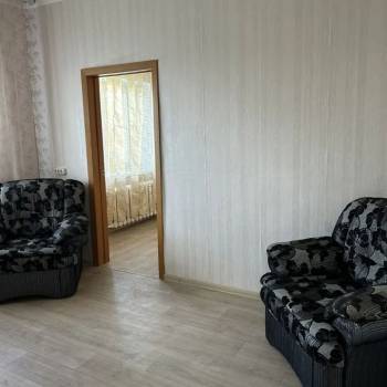 Сдается Многокомнатная квартира, 50 м²