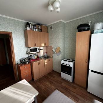 Продается 1-комнатная квартира, 36 м²