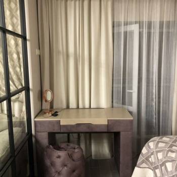 Продается 1-комнатная квартира, 100 м²