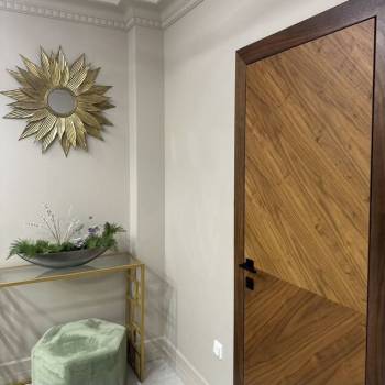 Продается 1-комнатная квартира, 100 м²