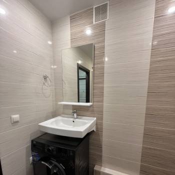 Продается 1-комнатная квартира, 41 м²