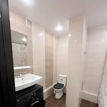 Продается 1-комнатная квартира, 41 м²