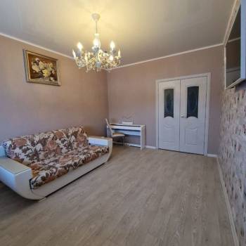 Сдается 1-комнатная квартира, 45 м²