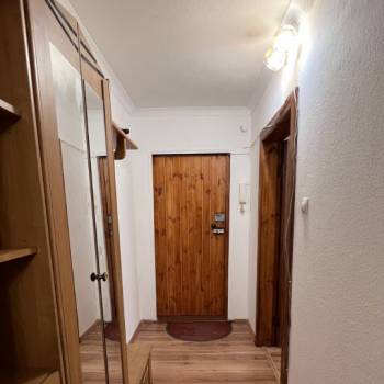 Сдается 2-х комнатная квартира, 65 м²
