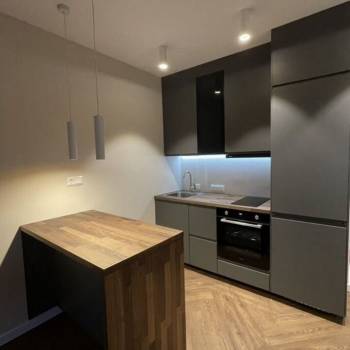 Продается 1-комнатная квартира, 34 м²