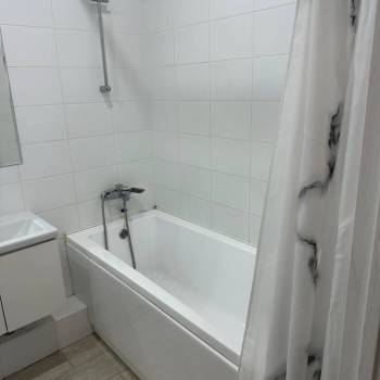 Сдается 1-комнатная квартира, 45 м²