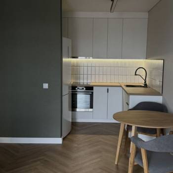 Сдается 1-комнатная квартира, 43 м²