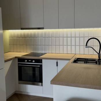 Сдается 1-комнатная квартира, 43 м²