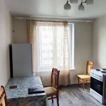 Продается 1-комнатная квартира, 35 м²