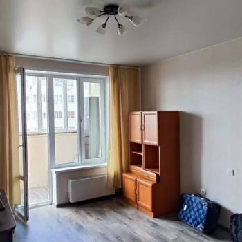 Продается 1-комнатная квартира, 35 м²