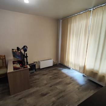 Продается 1-комнатная квартира, 35 м²