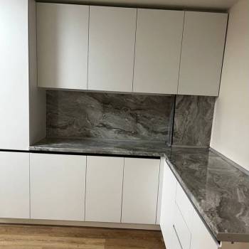 Продается 1-комнатная квартира, 52,9 м²