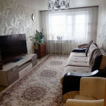 Продается Многокомнатная квартира, 82,2 м²