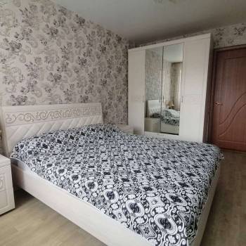 Продается Многокомнатная квартира, 82,2 м²