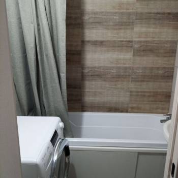 Продается 1-комнатная квартира, 38 м²