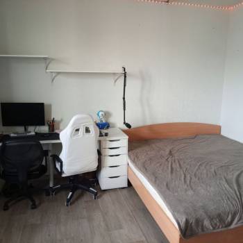 Продается 1-комнатная квартира, 38 м²
