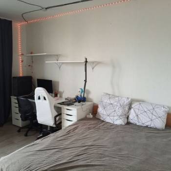 Продается 1-комнатная квартира, 38 м²