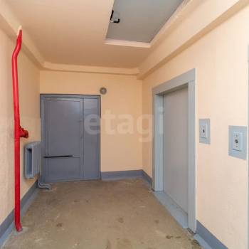 Продается 1-комнатная квартира, 38 м²