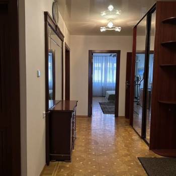 Продается 2-х комнатная квартира, 101,1 м²