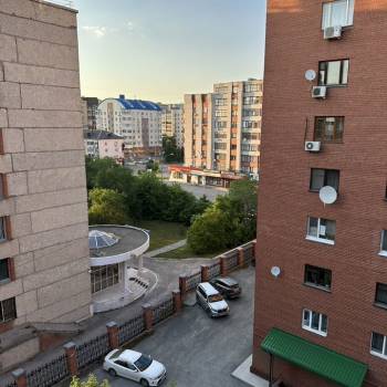 Продается 2-х комнатная квартира, 101,1 м²