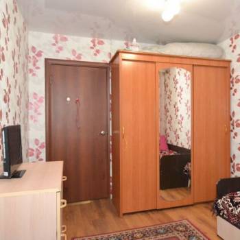 Продается 3-х комнатная квартира, 59 м²