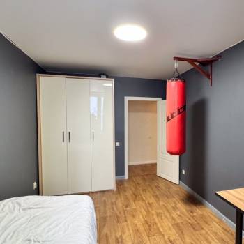 Продается Многокомнатная квартира, 97 м²
