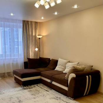 Сдается 1-комнатная квартира, 40 м²