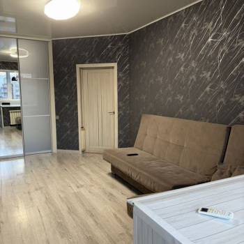 Сдается 1-комнатная квартира, 35 м²