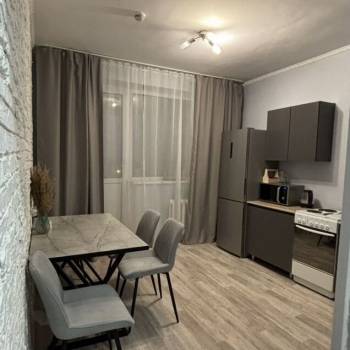 Сдается 1-комнатная квартира, 39 м²