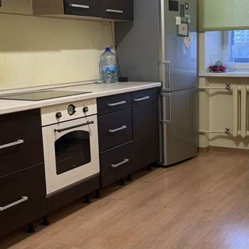 Продается 1-комнатная квартира, 43,8 м²