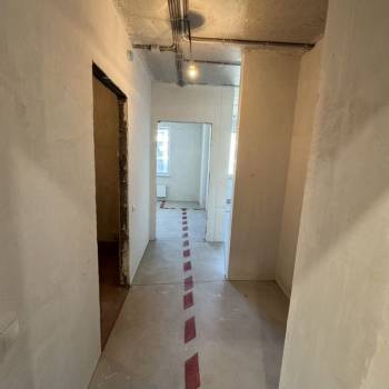 Продается 1-комнатная квартира, 37 м²