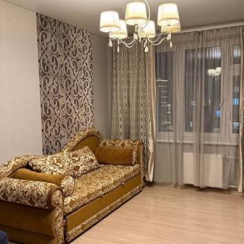 Сдается 1-комнатная квартира, 38 м²