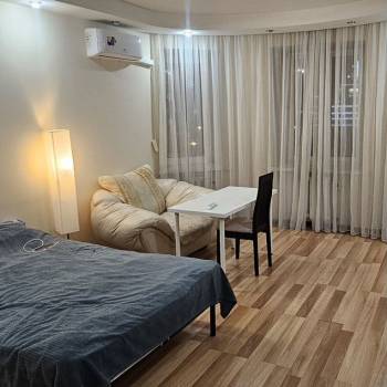 Продается 1-комнатная квартира, 45 м²