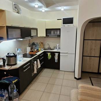 Продается 1-комнатная квартира, 45 м²