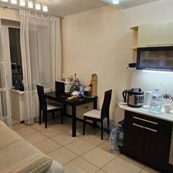Продается 1-комнатная квартира, 45 м²