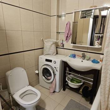 Продается 1-комнатная квартира, 45 м²