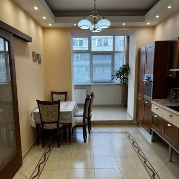 Сдается Многокомнатная квартира, 118 м²