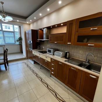 Сдается Многокомнатная квартира, 118 м²