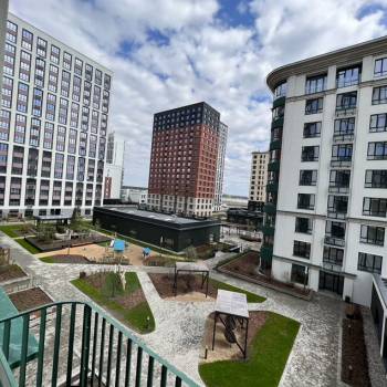 Продается 1-комнатная квартира, 40,4 м²