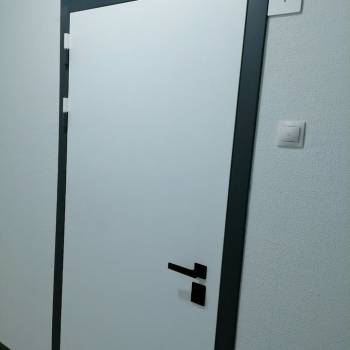 Продается 1-комнатная квартира, 35 м²