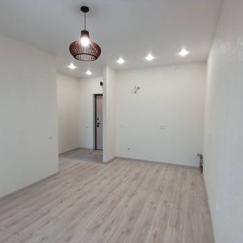 Продается 1-комнатная квартира, 35 м²