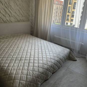 Сдается 1-комнатная квартира, 43 м²