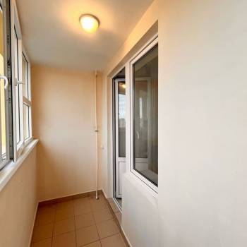 Сдается 1-комнатная квартира, 49 м²