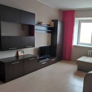 Продается 1-комнатная квартира, 40,5 м²