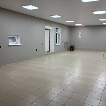 Сдается Нежилое помещение, 100 м²
