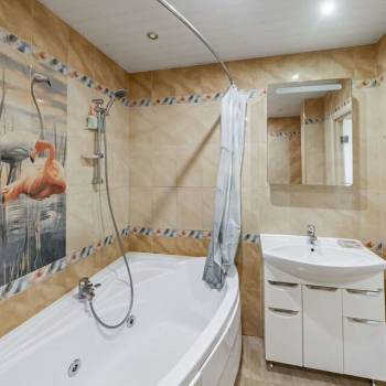 Продается 3-х комнатная квартира, 89,9 м²